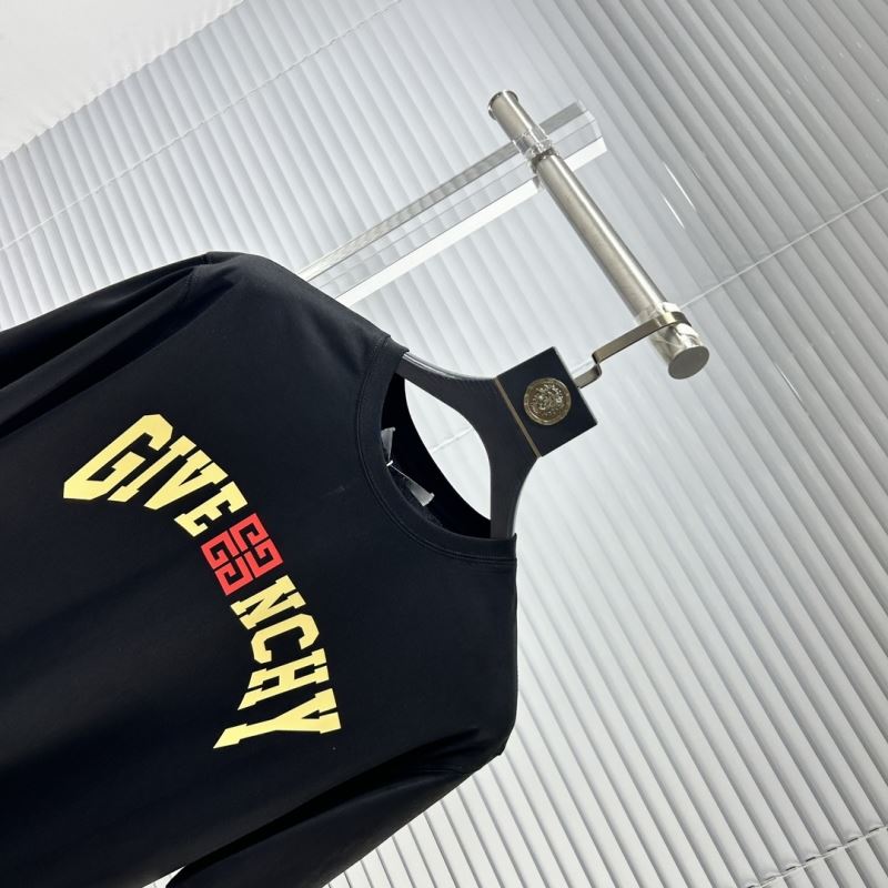 Givenchy T-Shirts